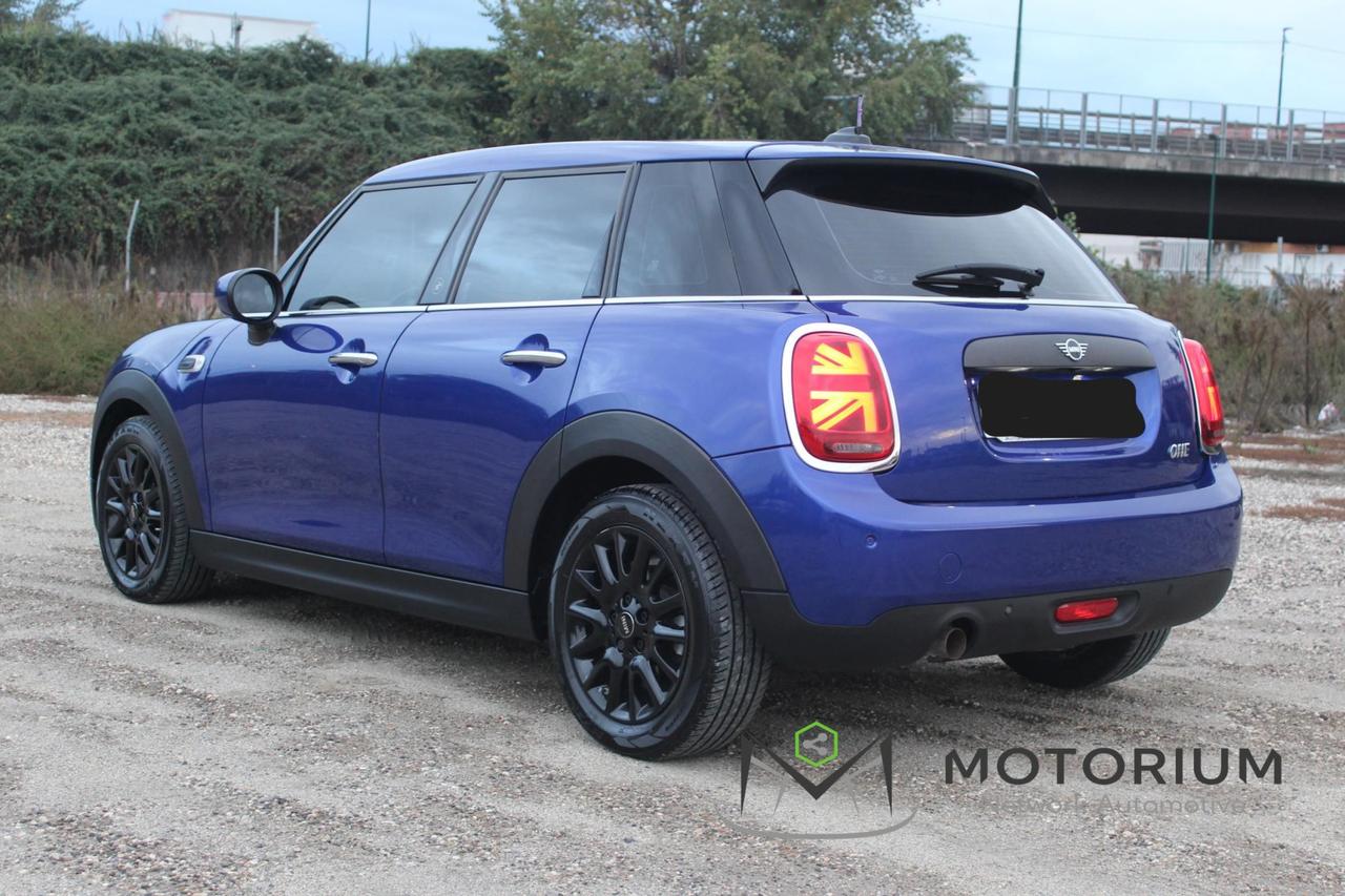 Mini COUNTRYMAN ONE 1.5 BAKER STREET EDITION