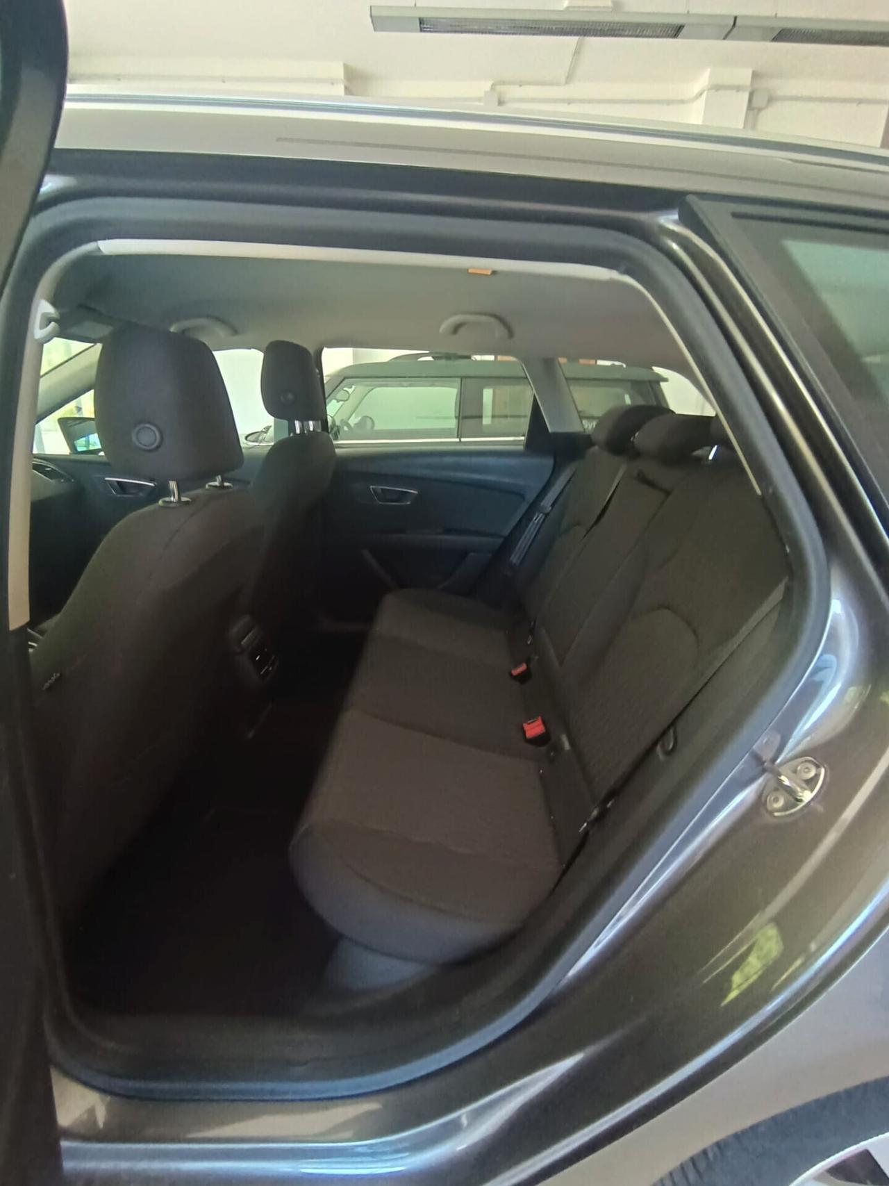 Seat Leon 1.6 TDI ST Style OK NEOPATENTATI