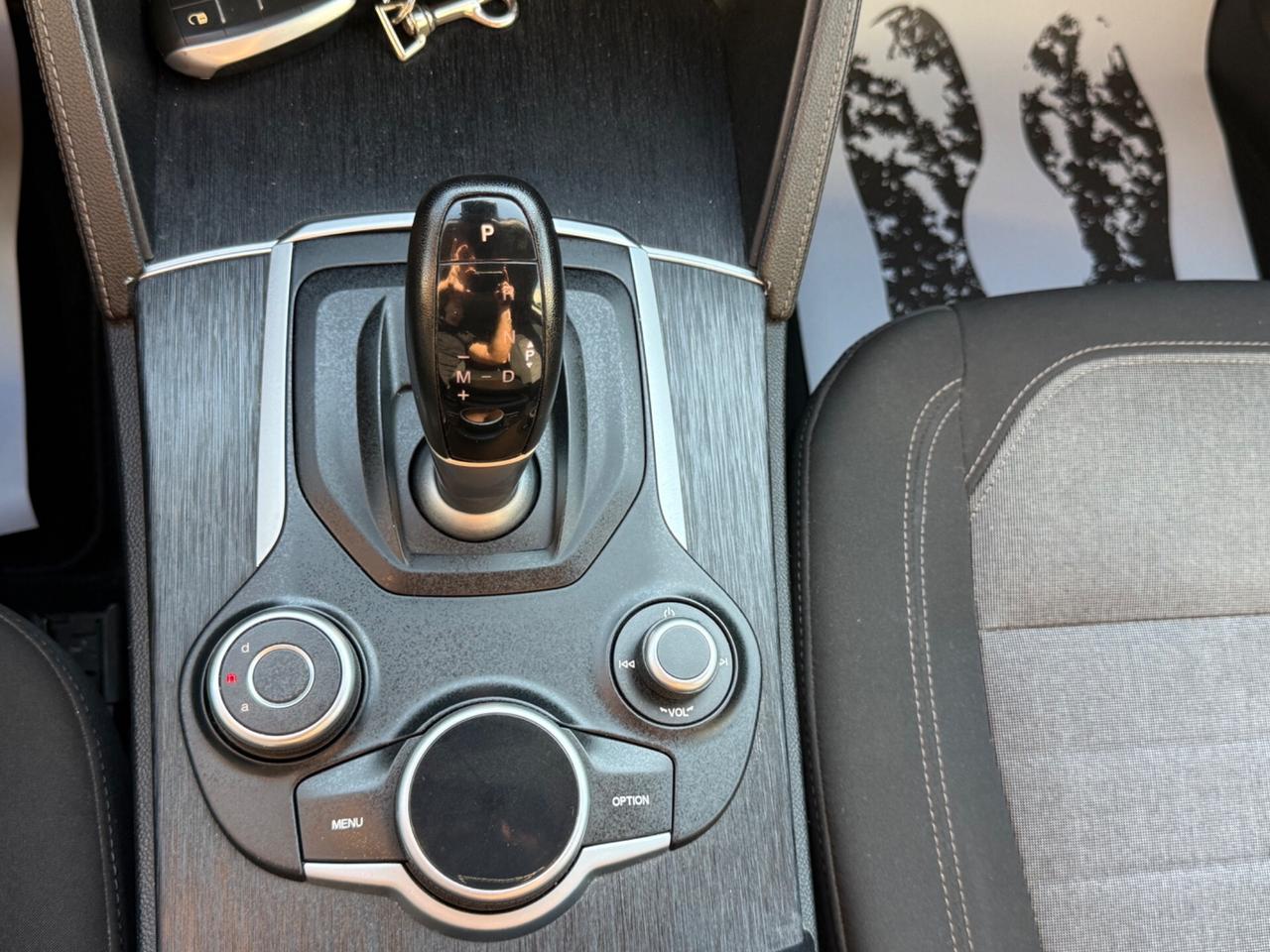 Alfa Romeo Stelvio RWD tagliandi certificati 2.2 Turbodiesel 160 CV AT8 Business