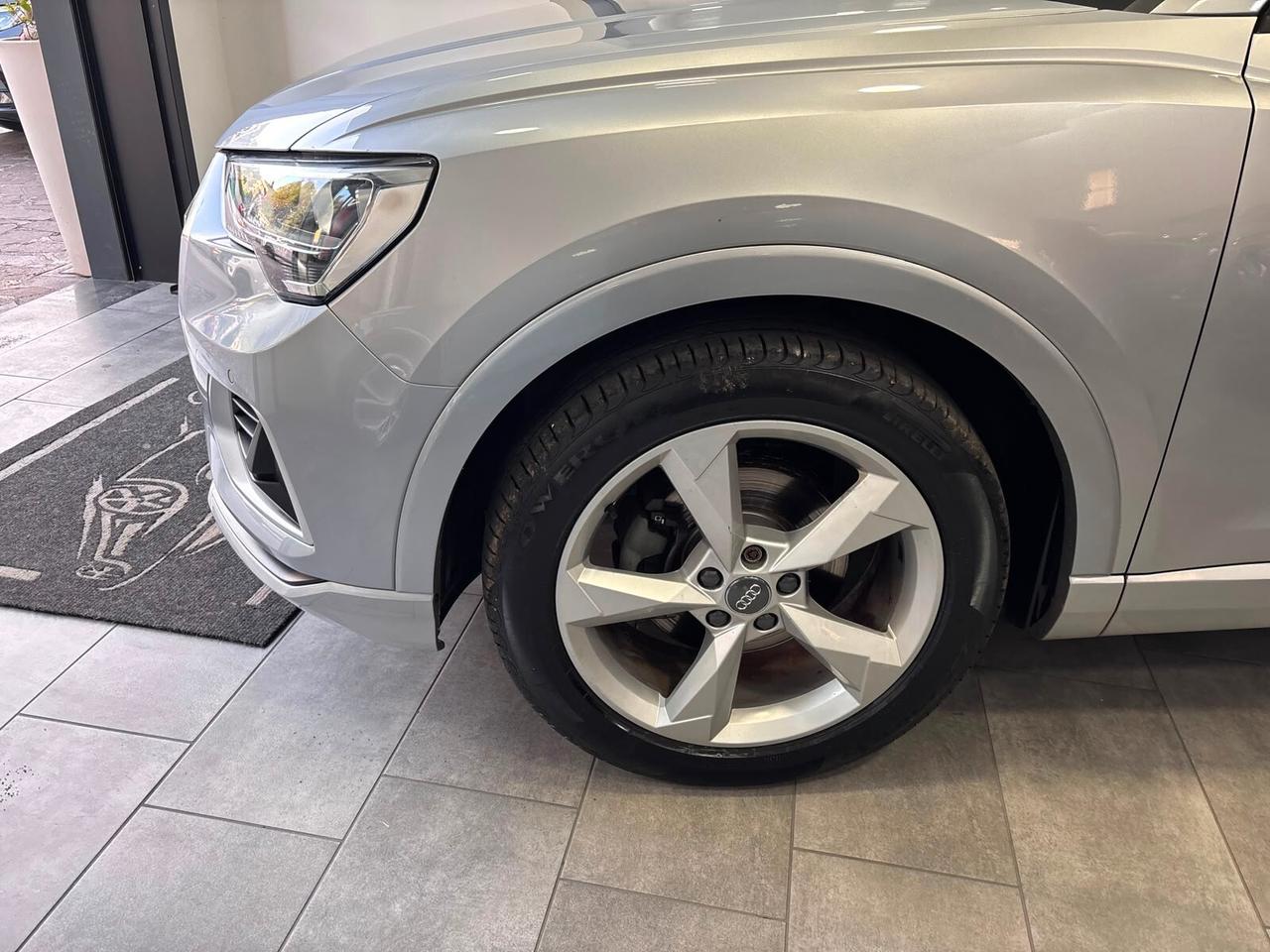 AUDI Q3 35TDI S-TRONIC BUSINESS ADVANCED