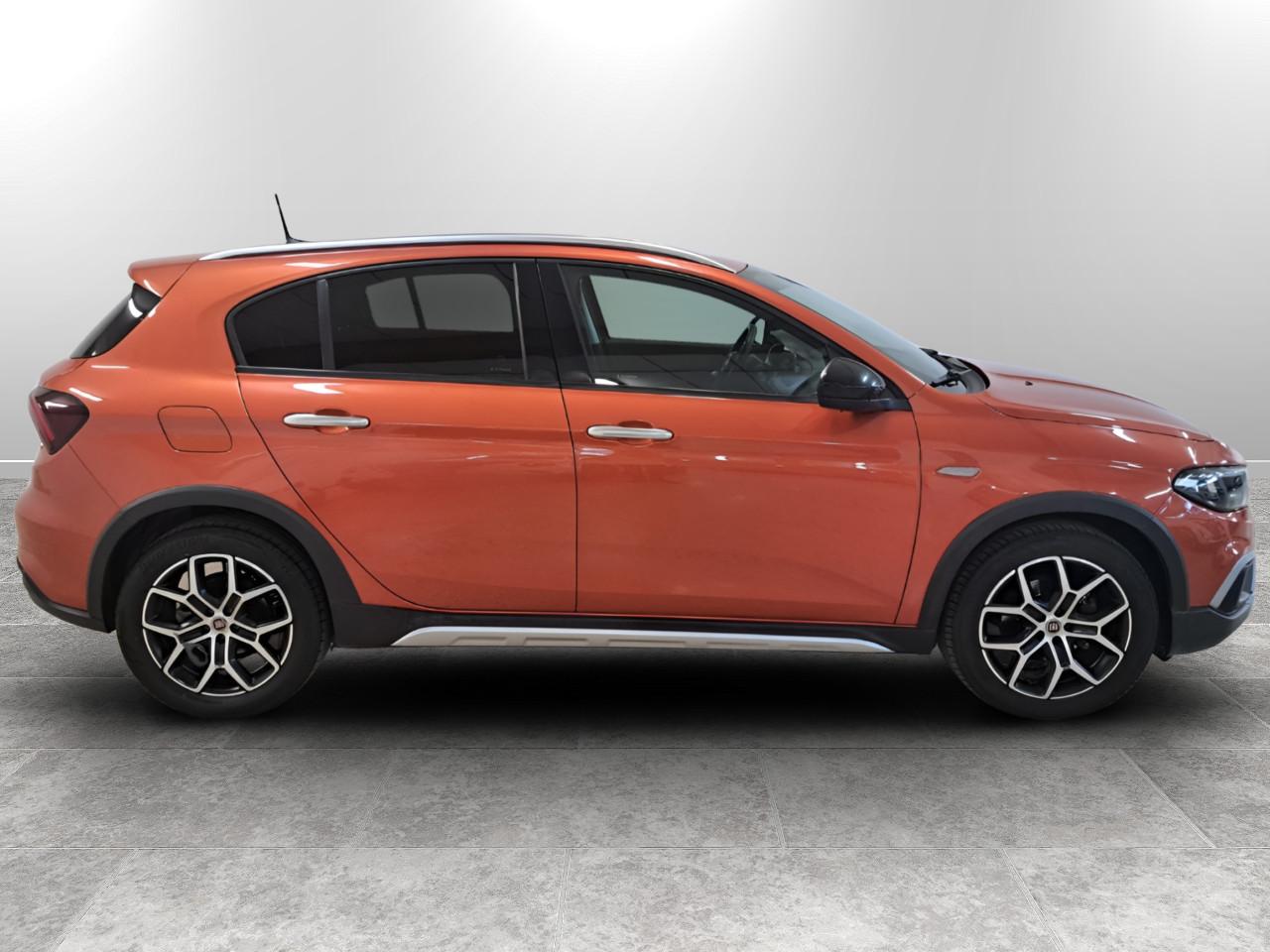 FIAT Tipo 5p 1.6 mjt Cross s&s 130cv