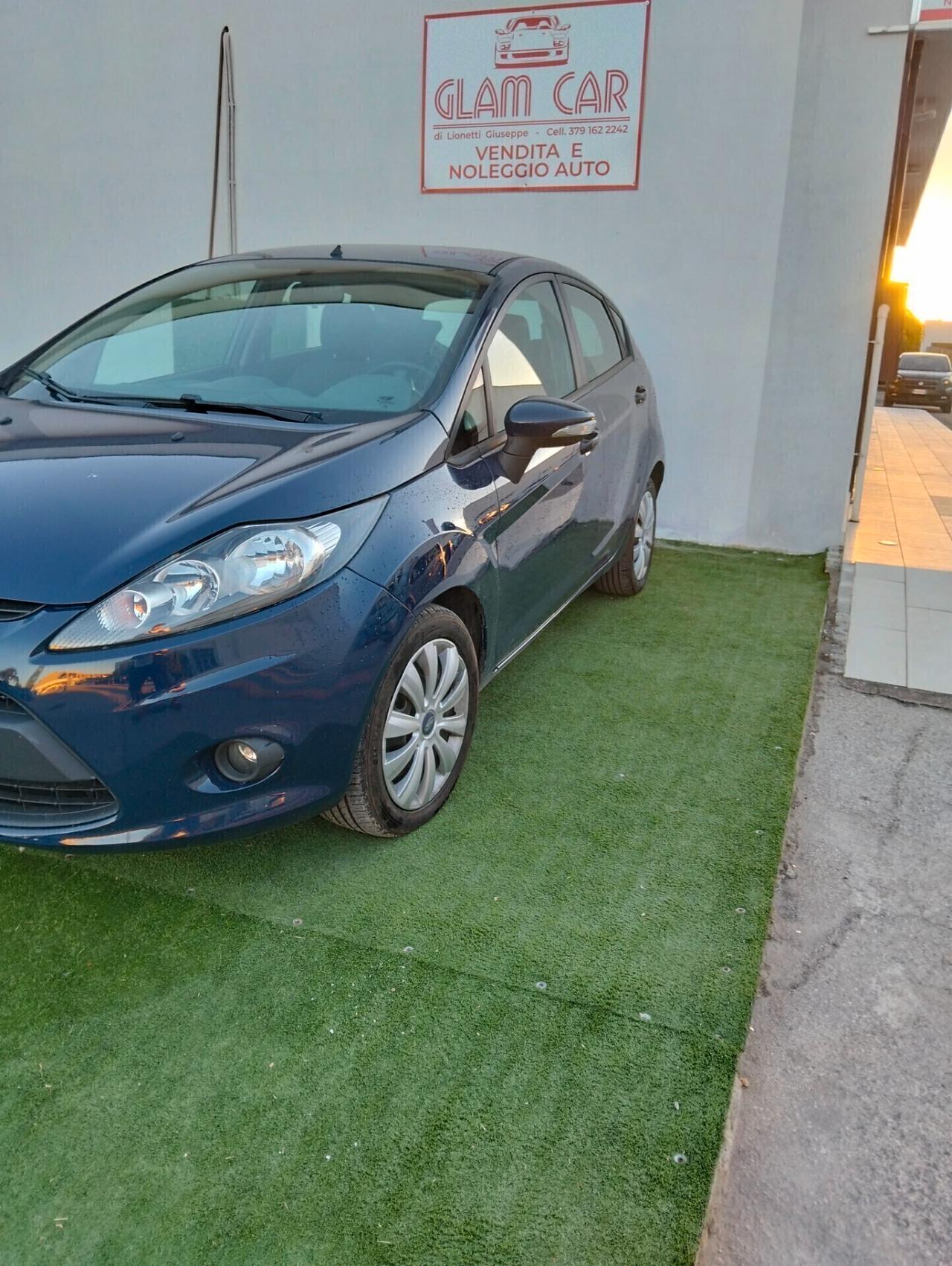 Ford Fiesta 1.4 TDCi 70CV 5 porte Titanium