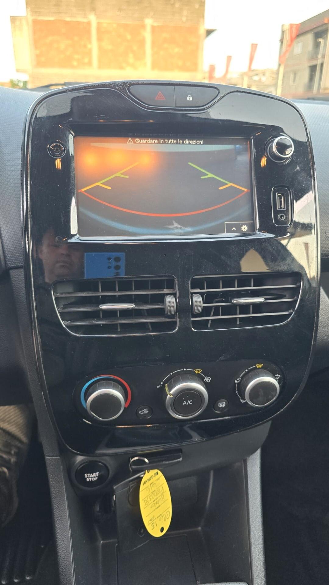 Renault Clio dCi 8V 90 CV Start&Stop 5 porte Energy Duel