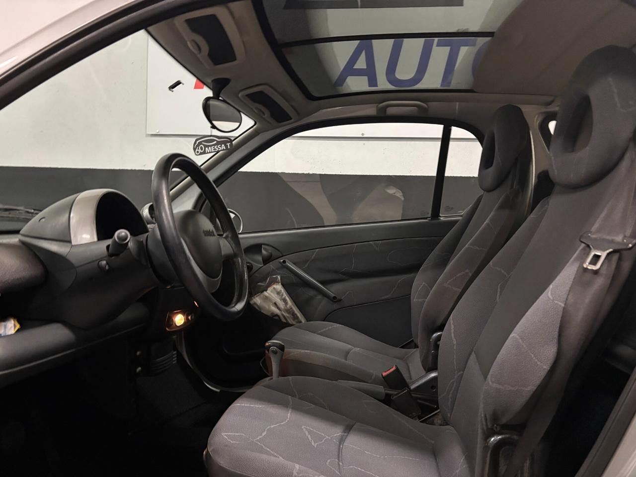 Smart ForTwo 700 coupé pure (37 kW)