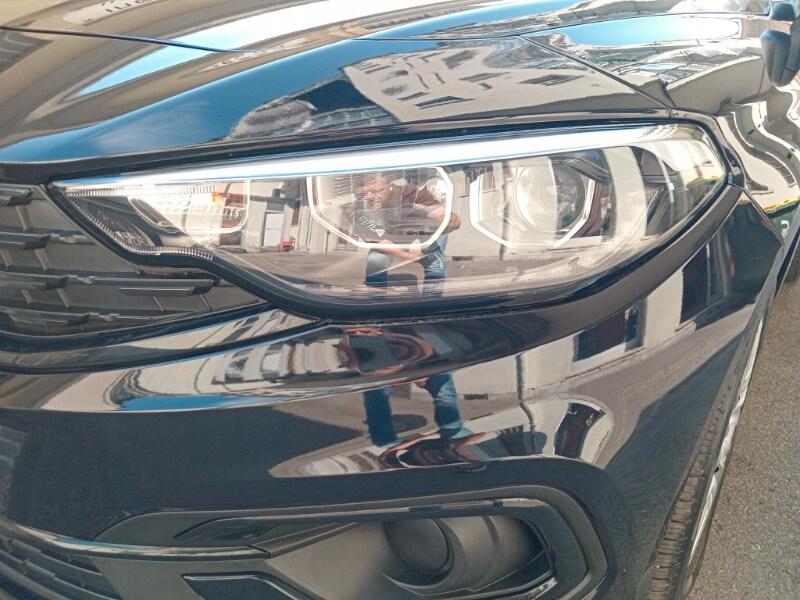 FIAT Tipo (2015-->) Tipo 1.5 Hybrid DCT 5 porte