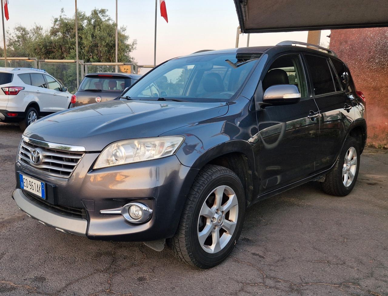 Toyota RAV 4 RAV4 Crossover 2.2 D-4D 150 CV DPF Exclusive
