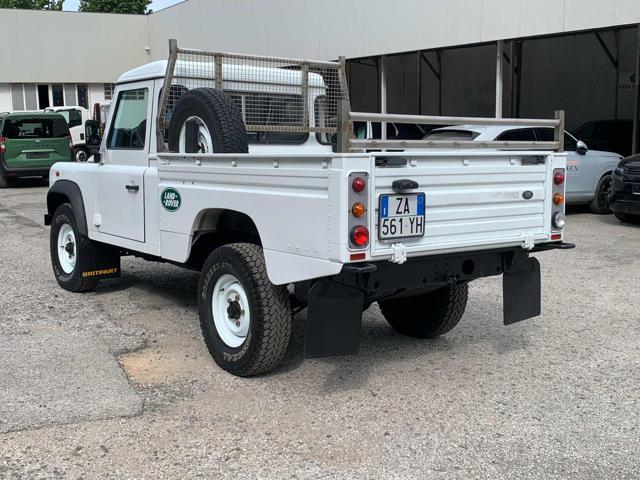 LAND ROVER Defender 110 2.2 TD4 High Capacity Pick Up
