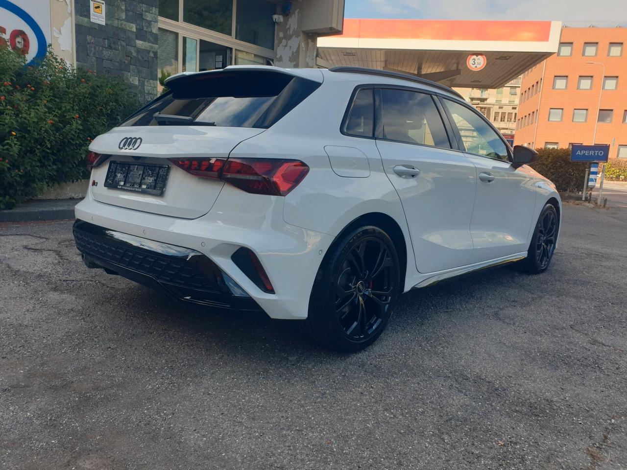 Audi A3 SPB 35 TFSI S tronic line edition