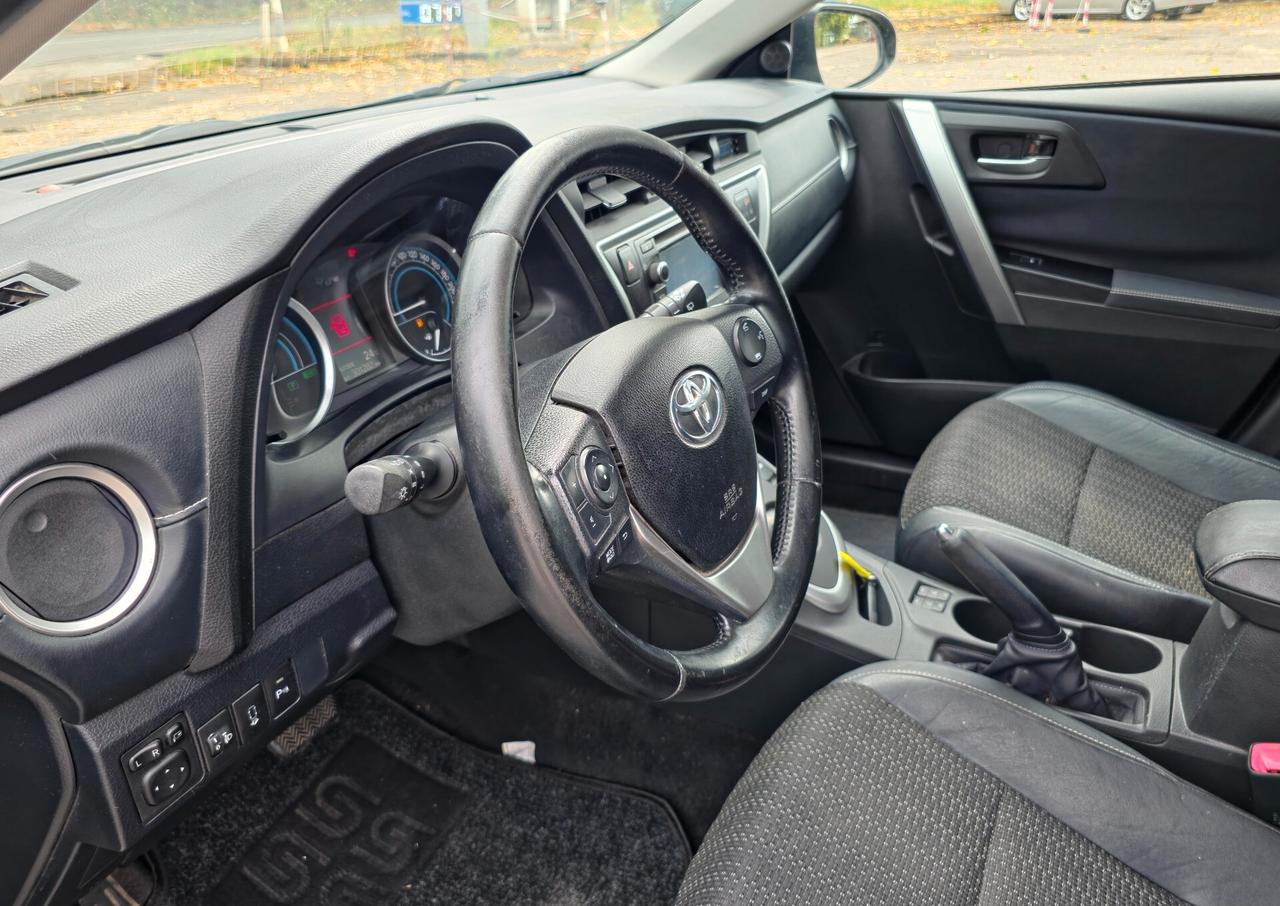 Toyota Auris 1.8 Hybrid Lounge E5B Automatica NEO 2014