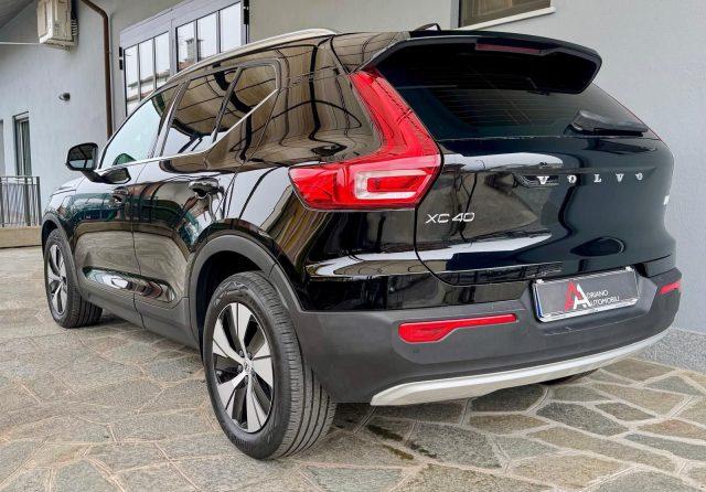 VOLVO XC40 T5 Recharge Plug-in Hybrid Inscription Expression