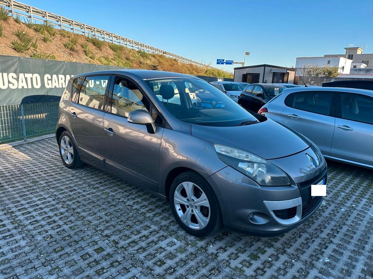 Renault Scenic Scénic X-Mod 1.6 GPL Dynamique-11/2009