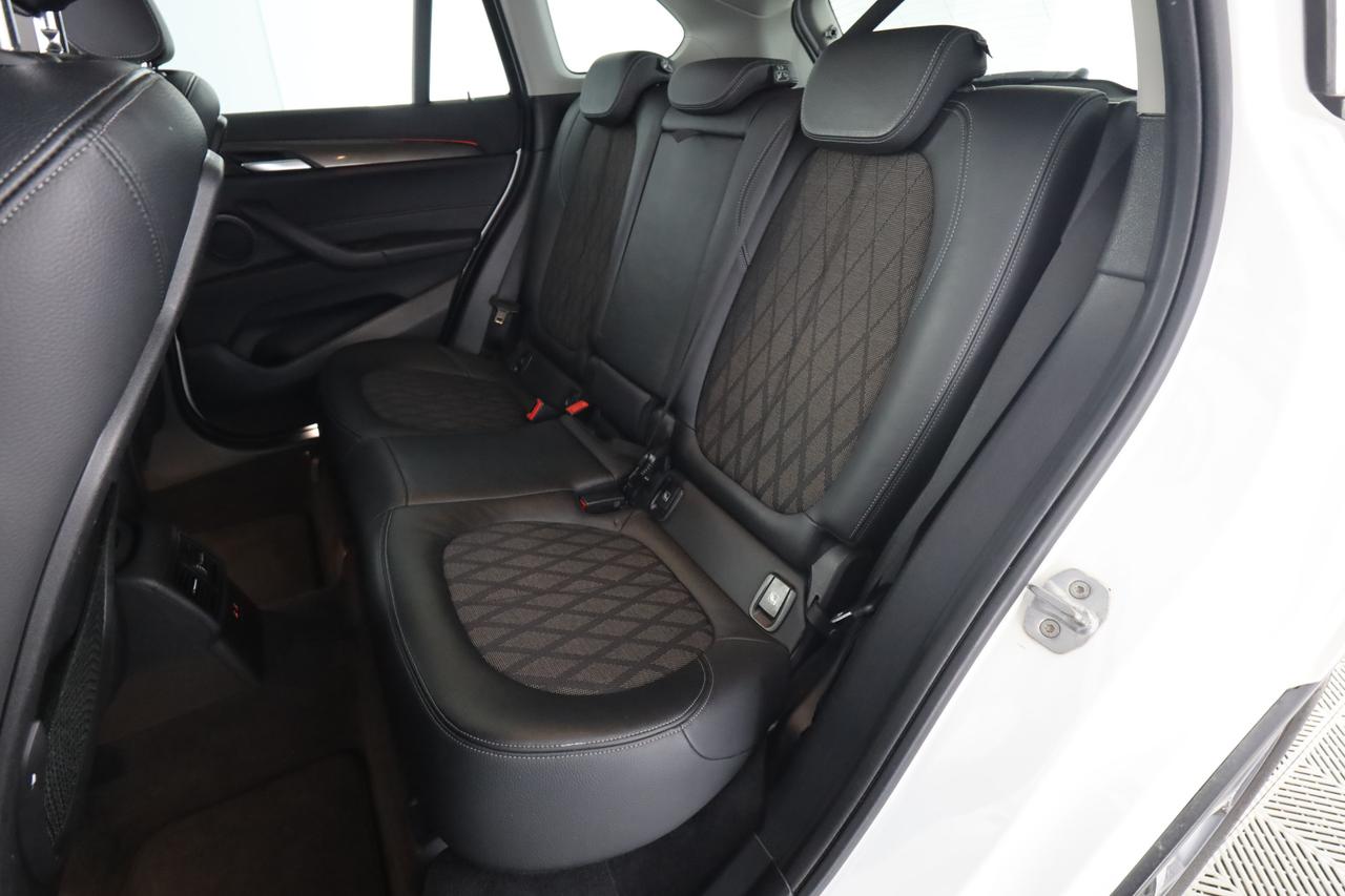 BMW X1 (F48) X1 xDrive18d xLine