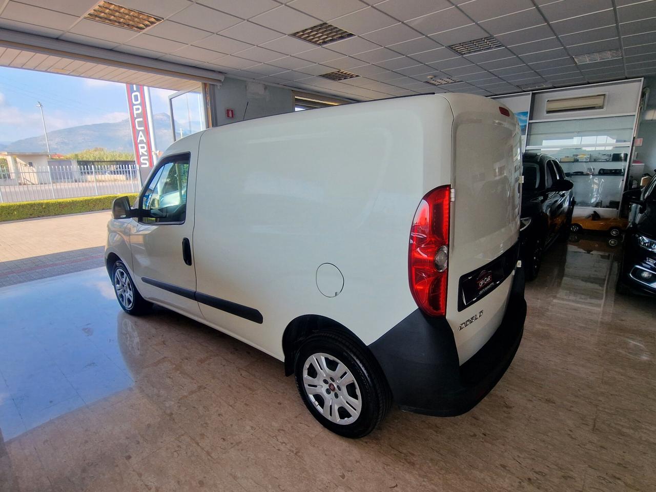 Fiat Doblo 1.6 Mjet 3 Posti 2022