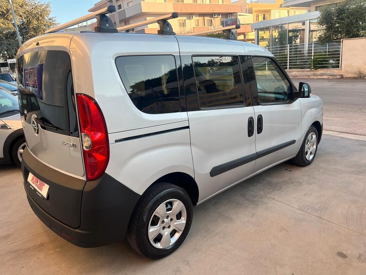 Opel Combo 1.6 CDTi 105CV Elective