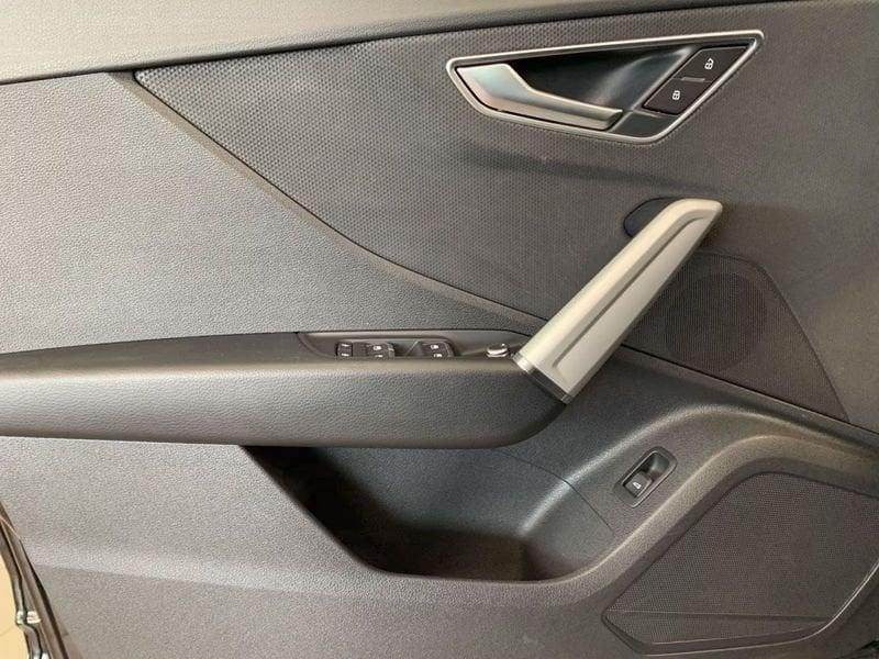Audi Q2 Q2 35 TFSI S tronic S line Edition LED NAVI COCKPIT