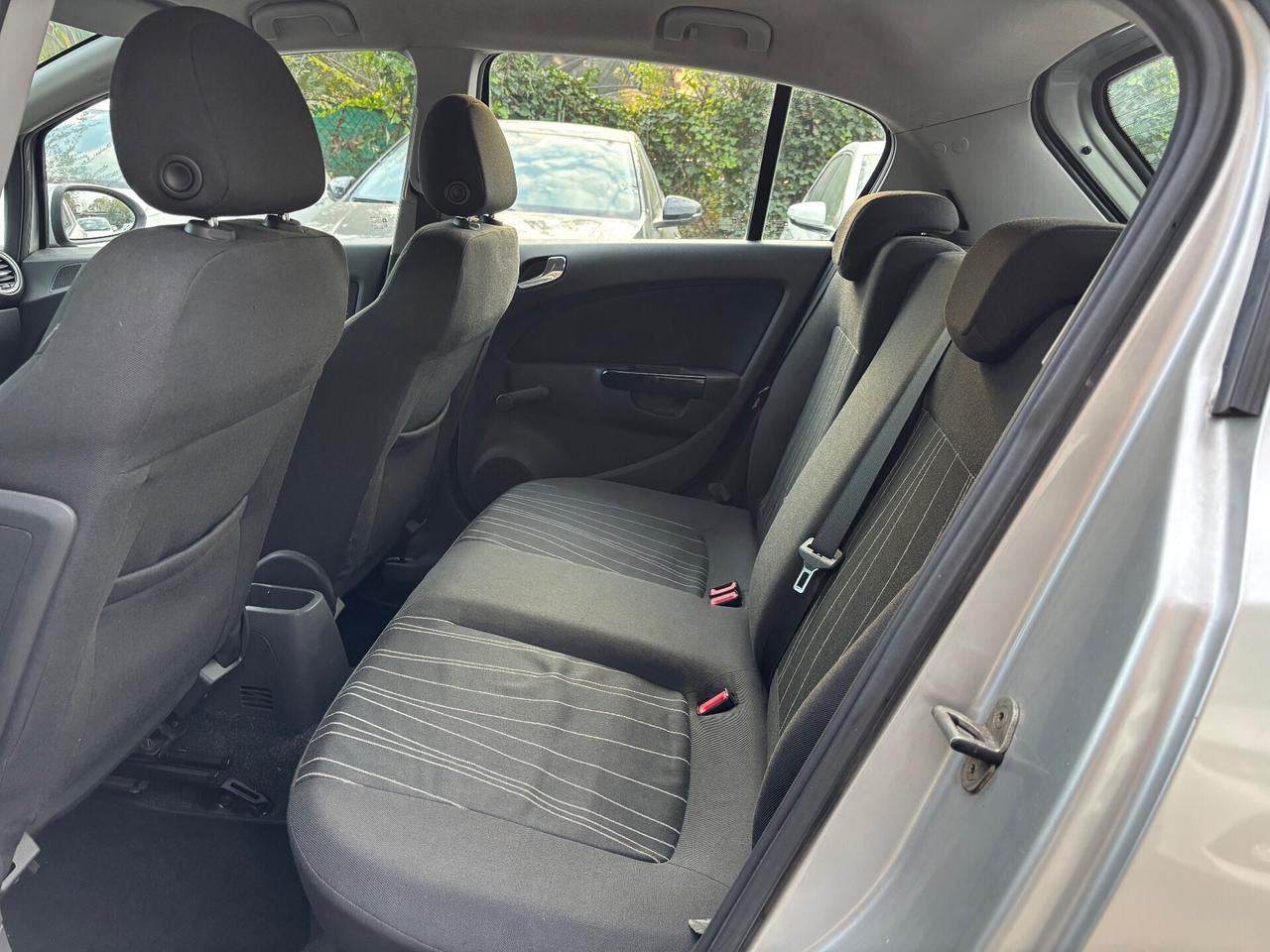 Opel Corsa 1.0 12V 5 porte Enjoy OK Neopatentati