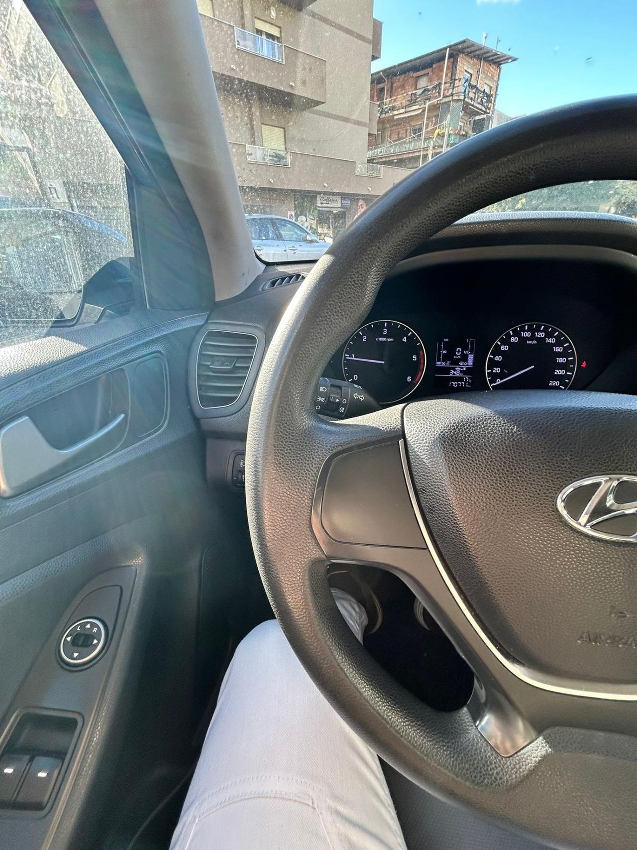 Hyundai i20 1.1 CRDi 12V 5 porte Classic