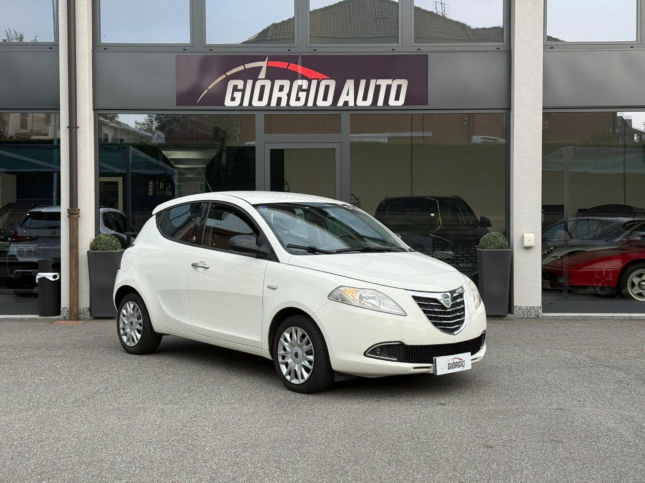 Lancia Ypsilon 5 Porte Ypsilon 1.2 8v Platinum ecochic Gpl 69cv