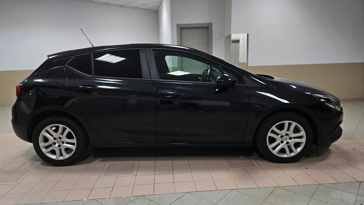 Opel Astra 1.6 CDTi 110CV Start&Stop 5 porte Innovation