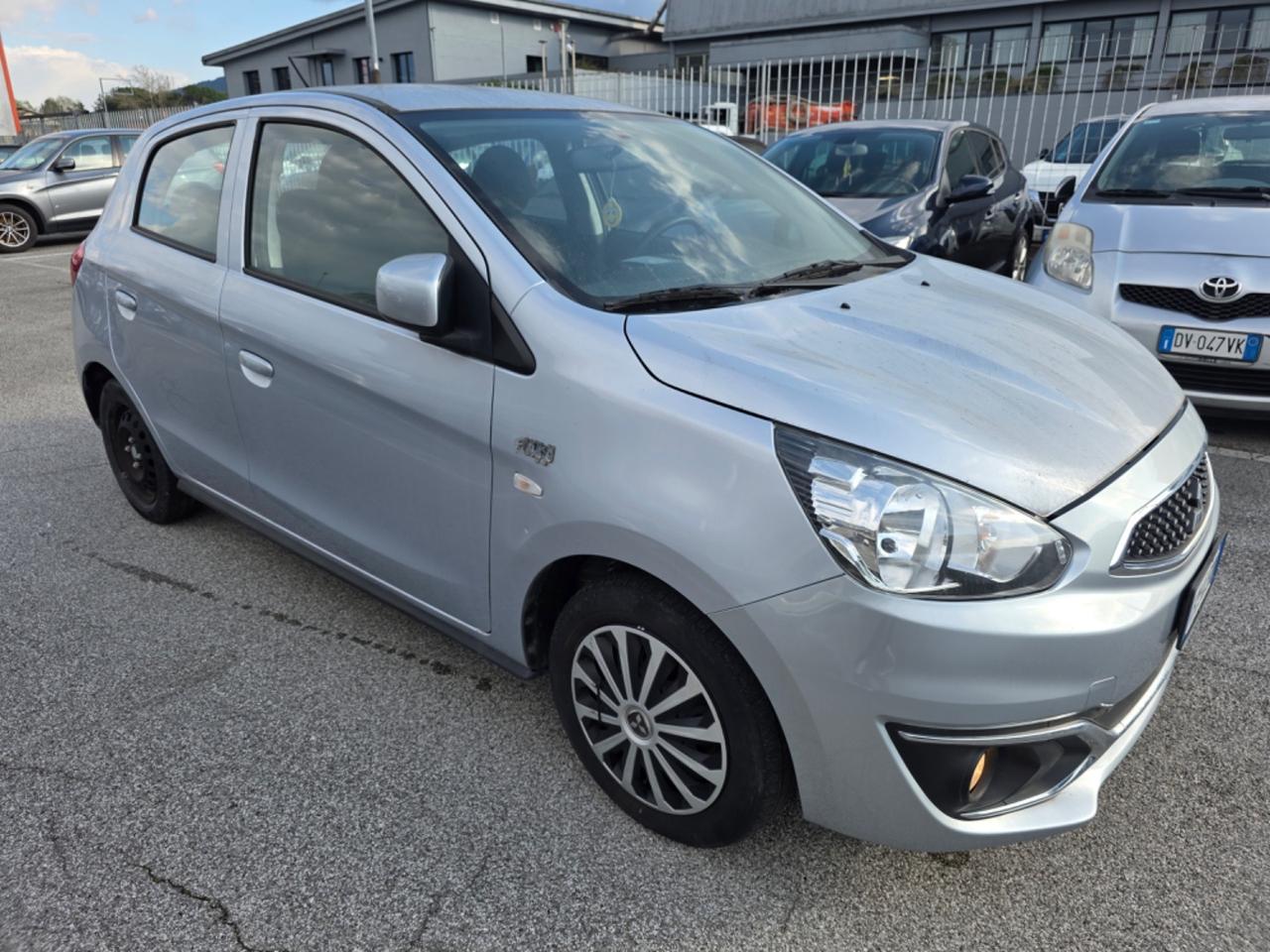 Mitsubishi Space Star 1.0 Invite