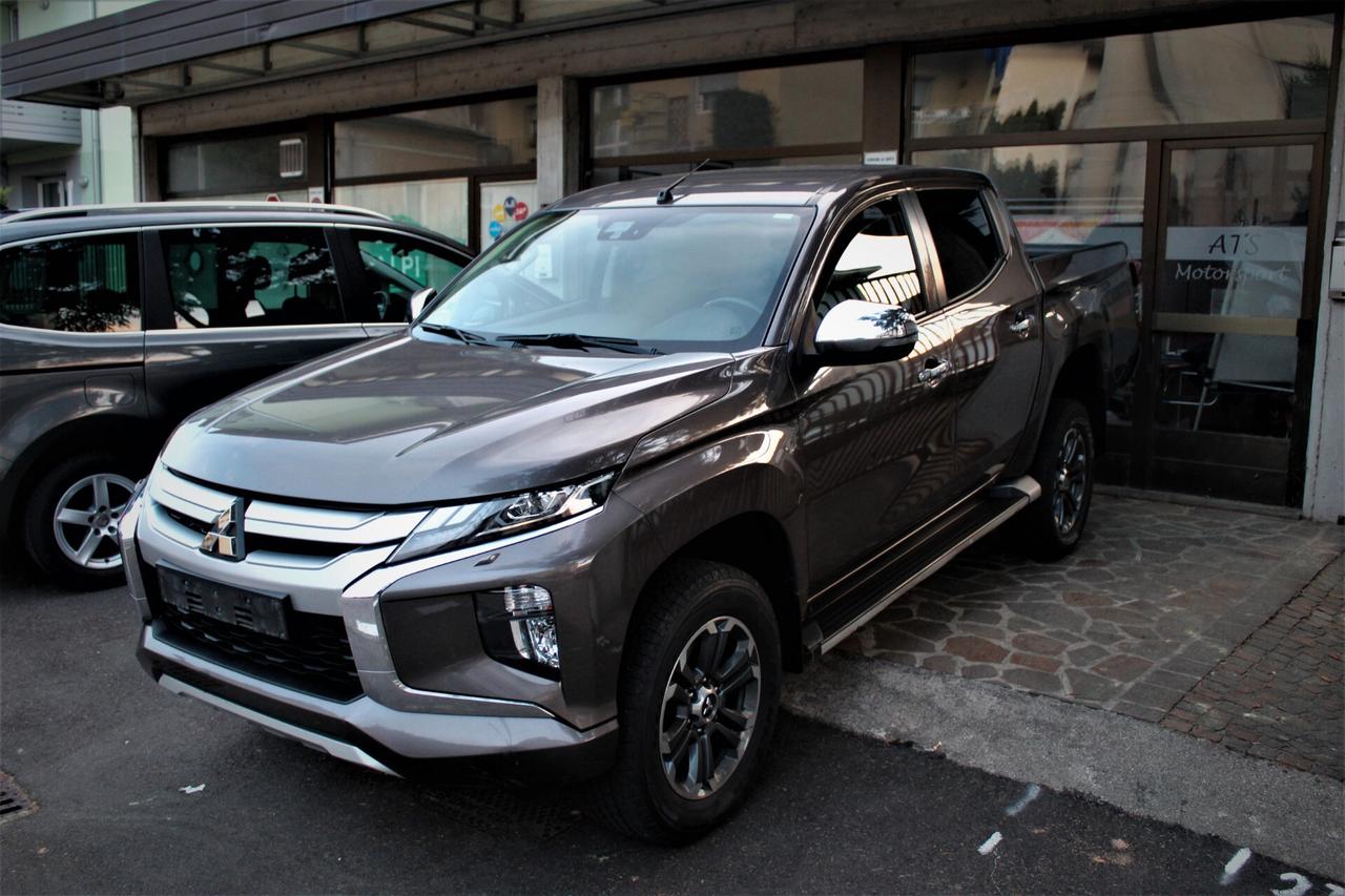 Mitsubishi L200 2.3 D Double Cab 4x4 Gancio