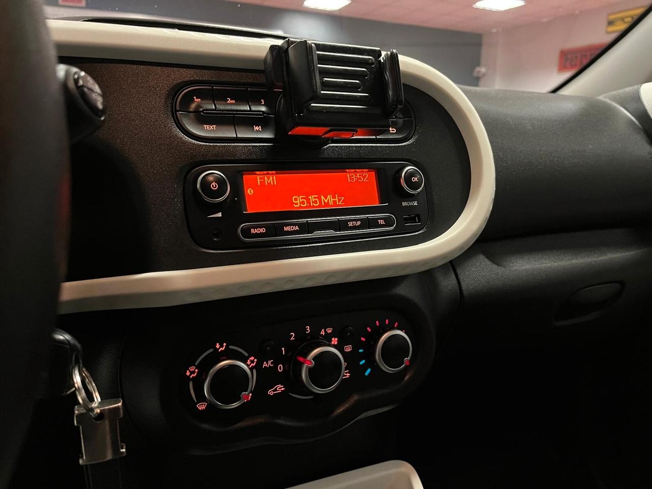 Renault Twingo SCe Duel2