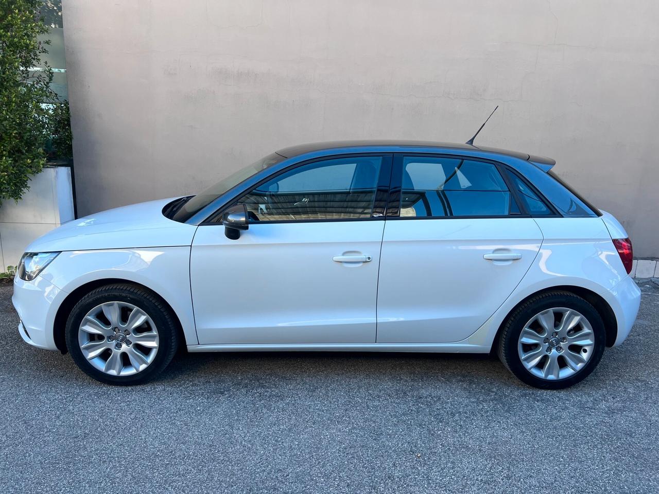 Audi A1 SPB Sportback 1.6 tdi Ambition 105cv LED/PDC PERFET.
