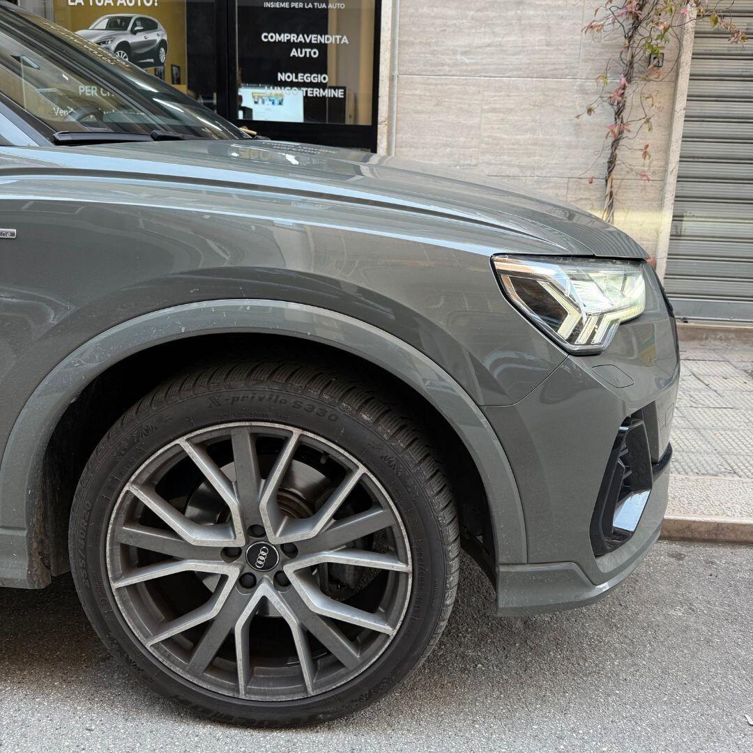 Audi Q3 SPB 40 TDI quattro S line **FULL**