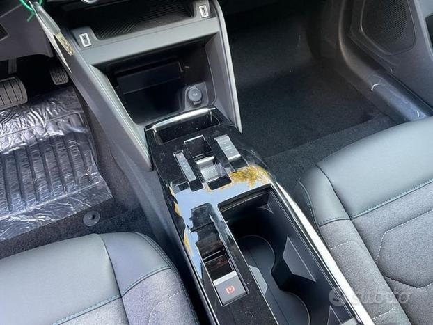 Citroën e-C4 X motore elettrico 100kW Feel Pack