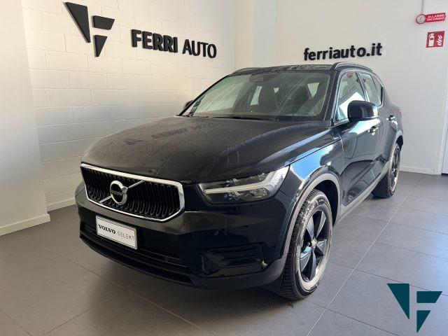 VOLVO XC40 T2 Geartronic Momentum Core