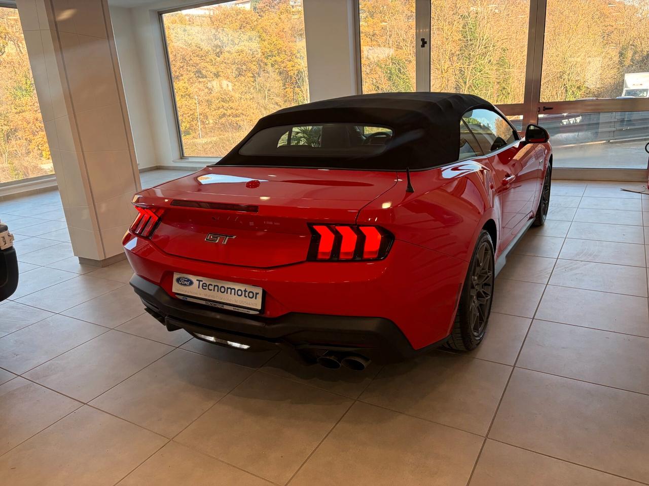 Ford Mustang Convertible GT 5.0 V8 Automatico a 10 rapporti