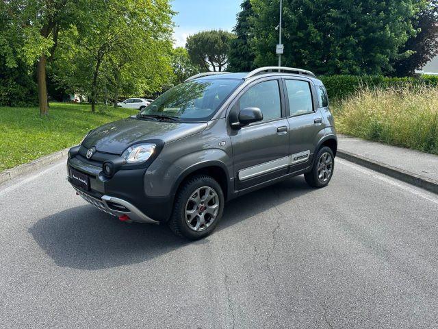 FIAT Panda CROSS 0.9 TwinAir Turbo S&S 4x4 5 POSTI
