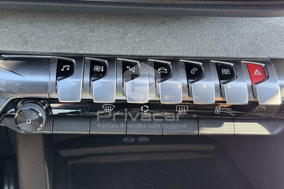 PEUGEOT 5008 BlueHDi 180 S&S EAT8 GT