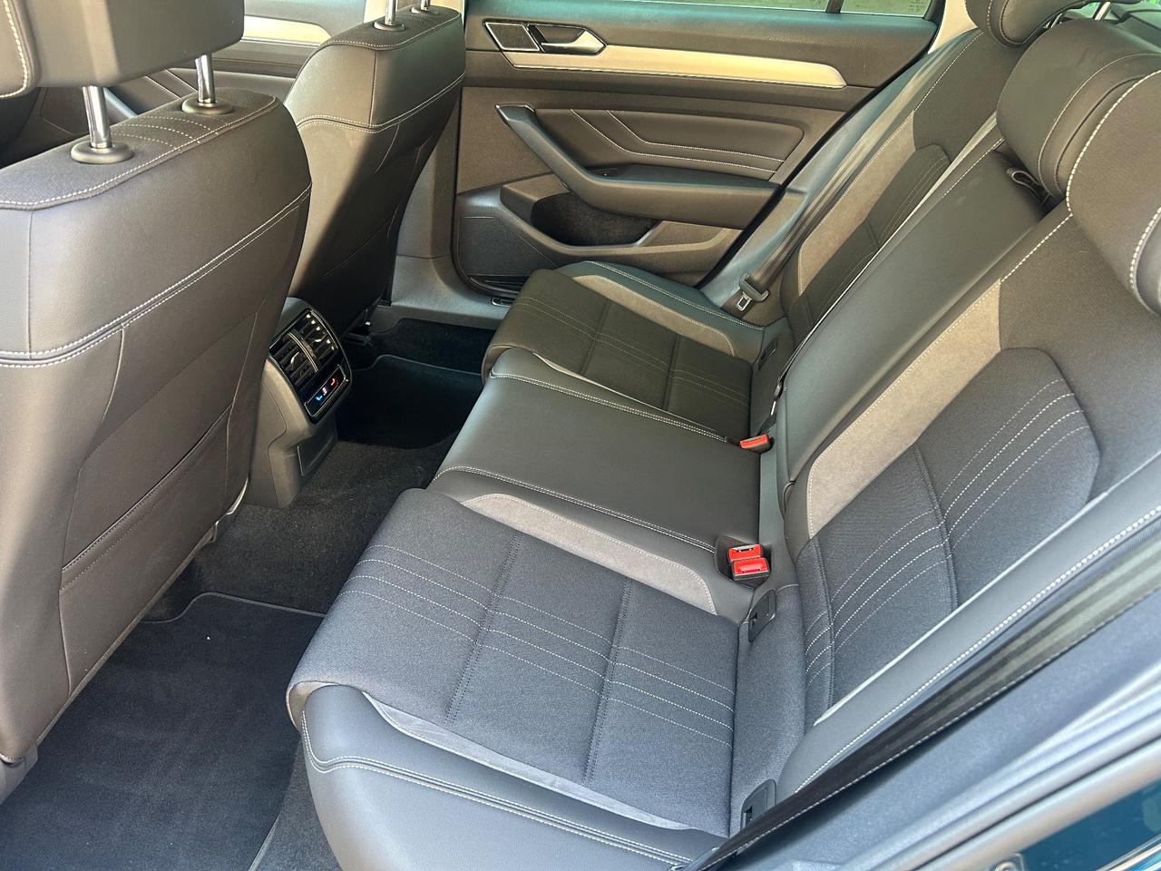 Volkswagen Passat Alltrack 2.0 TDI 200 CV 4MOTION DSG
