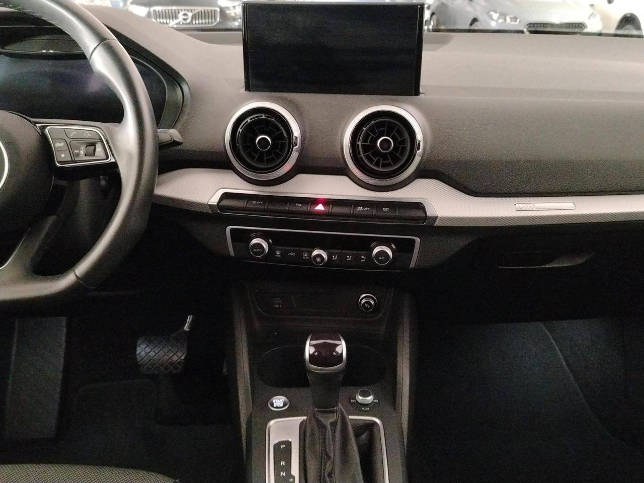 Audi Q2 35 1.5 tfsi Business