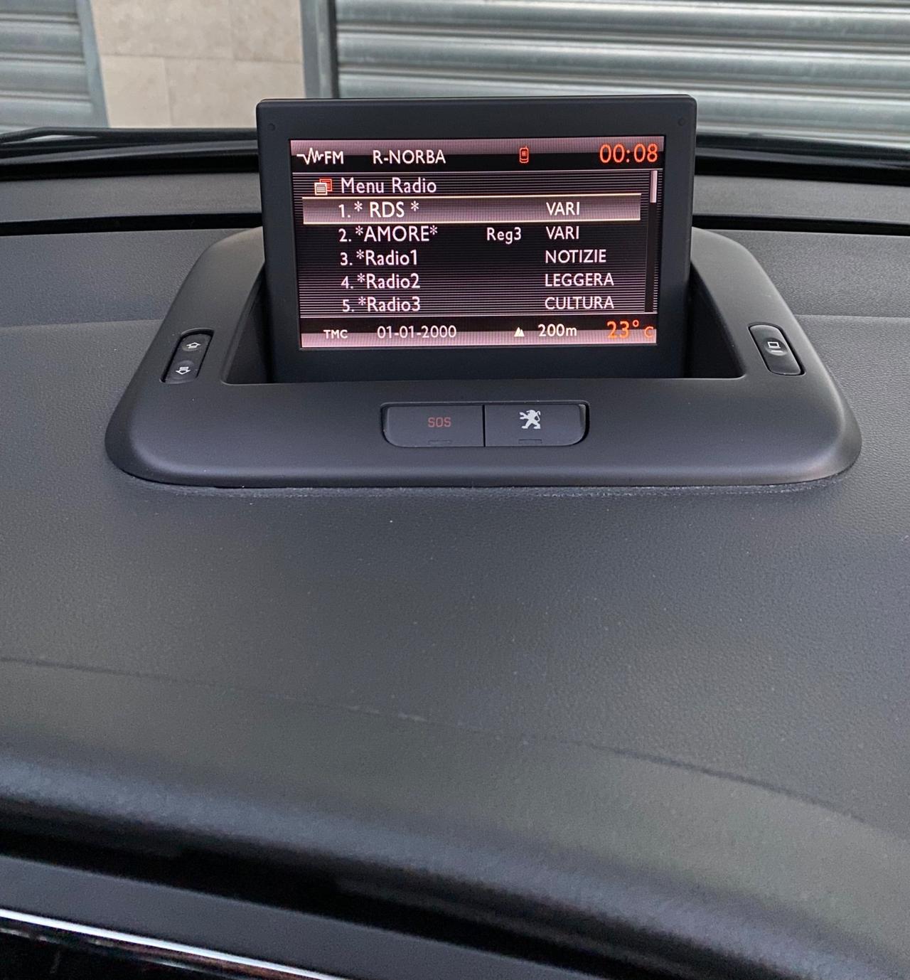 Peugeot 3008 1.6 e-HDi 112cv AUTOMATICA “Allure”