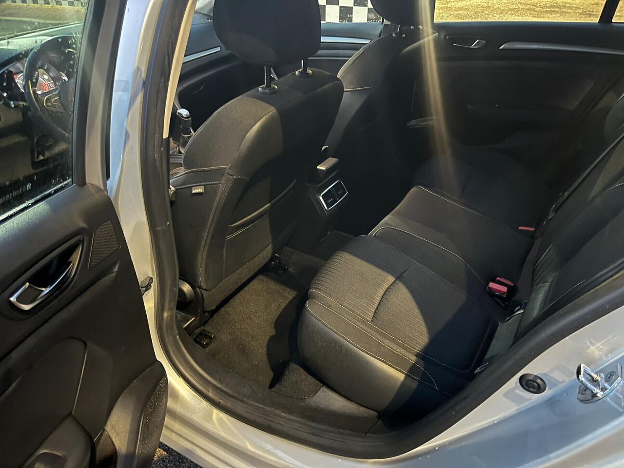 Renault Megane Sporter DCI Intens Unipro 2020