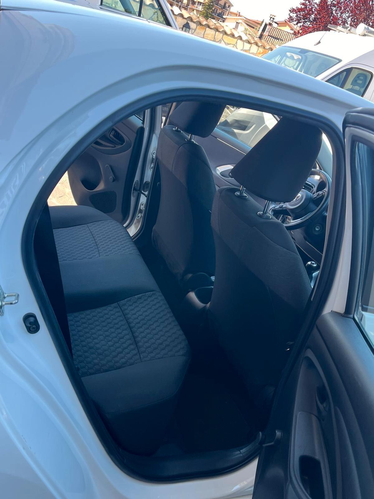 Toyota Yaris 1.0 5 porte Trend