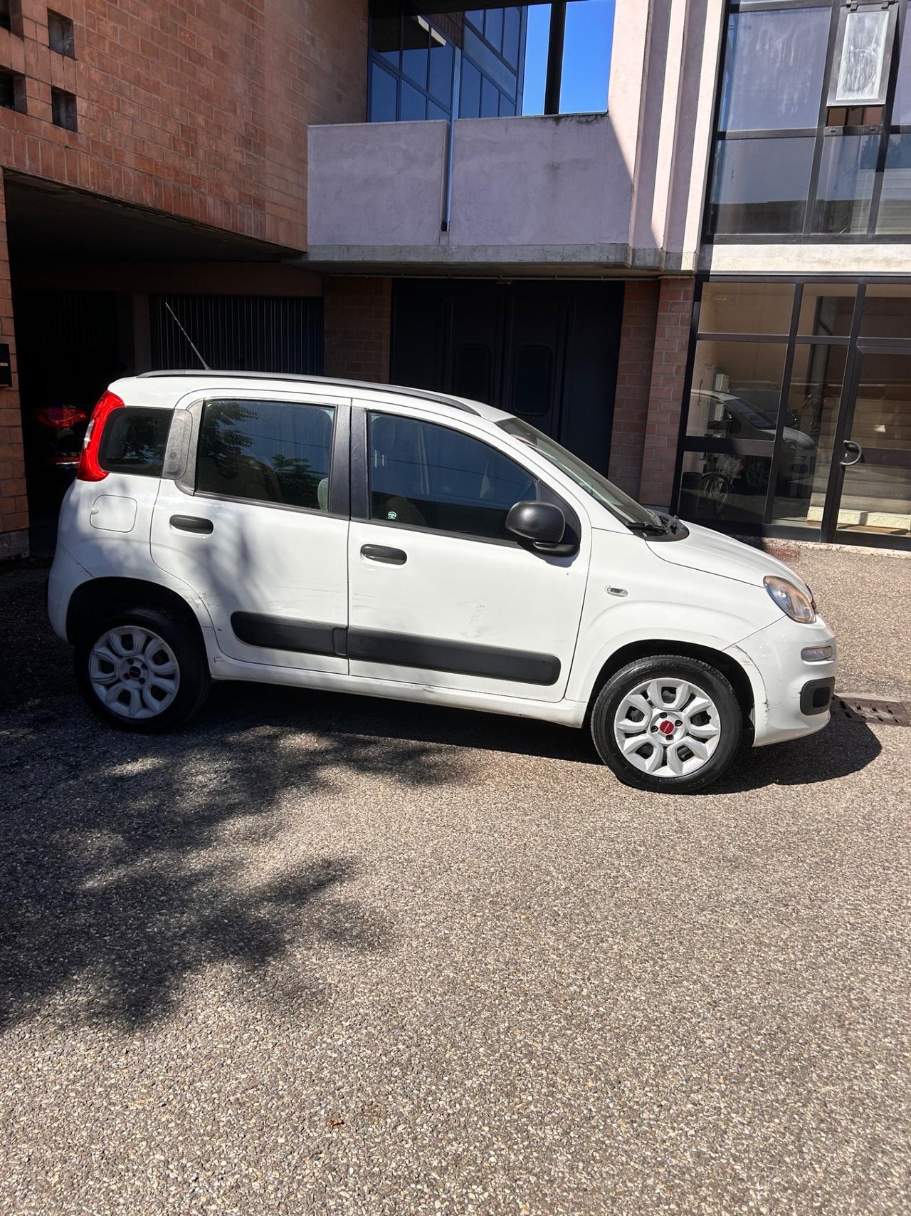 Fiat Panda 0.9 TwinAir Turbo Natural Power Lounge