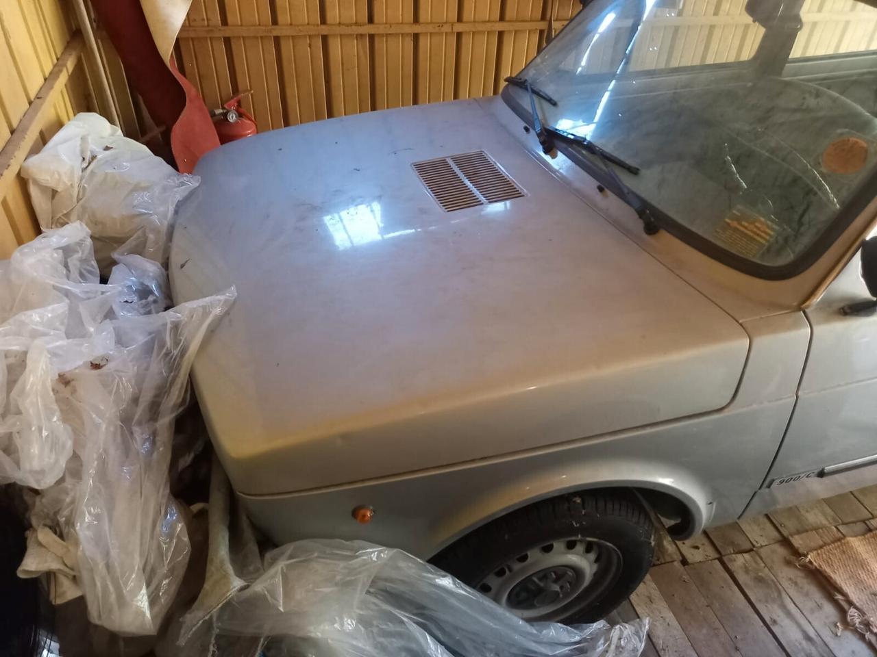 AUTO D'EPOCA FIAT 127