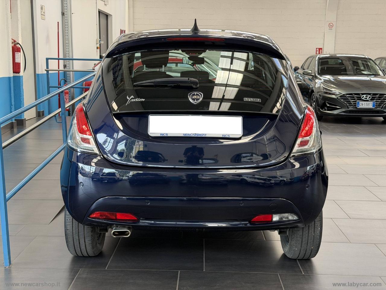 LANCIA Ypsilon 1.0 FireFly 5p.S&S Hyb. Eco Gold NEOPATENTATI