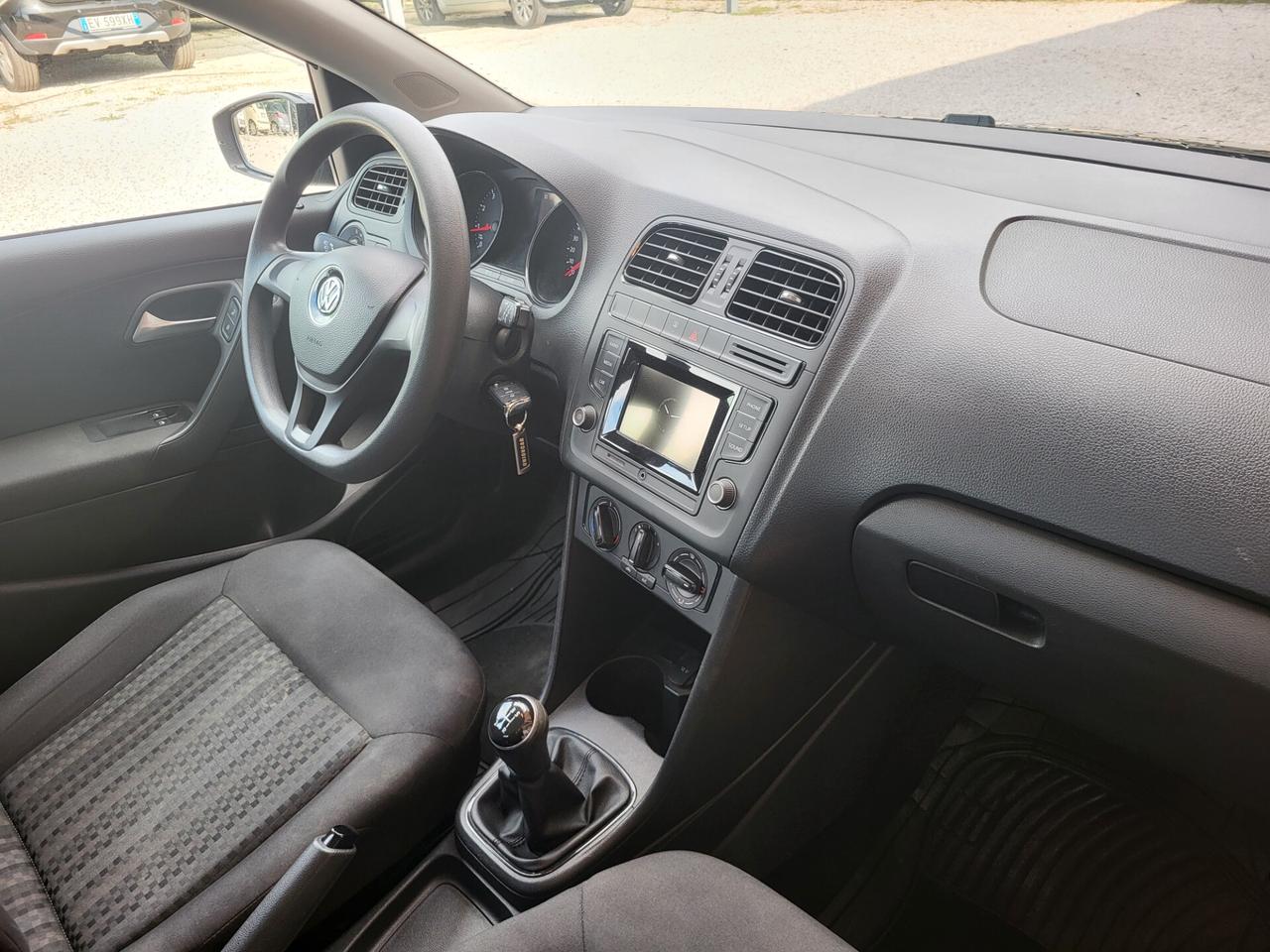 Volkswagen Polo 1.0 MPI 5p. Business