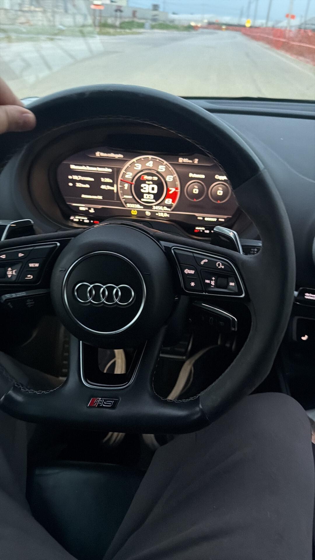 Audi A3 RS 3 Sedan TFSI quattro S tronic