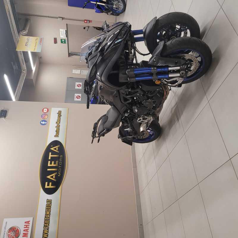 Yamaha Niken 850 - 2021