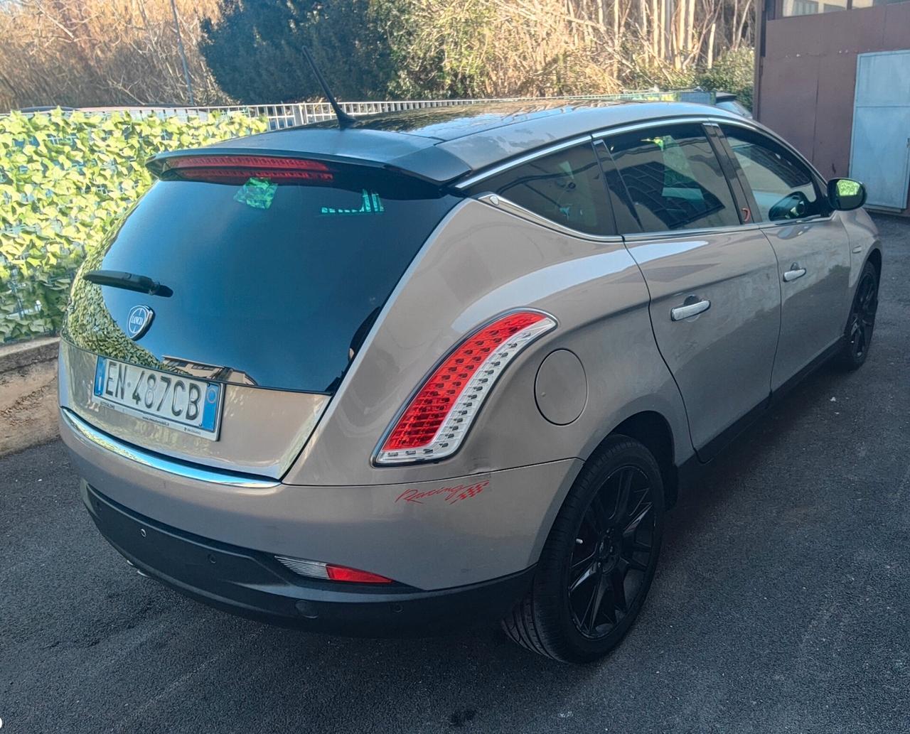 Lancia Delta 1.6 MJT DPF 105 CV Gold