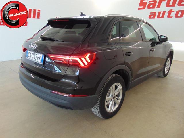 AUDI Q3 45 TFSI quattro S tronic Bus. PLUG IN