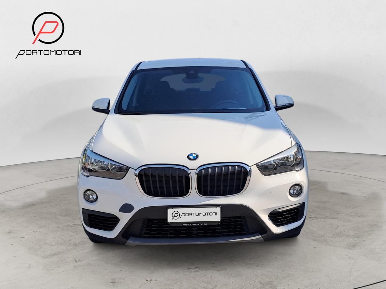 BMW X1 (F48) - X1 sDrive16d