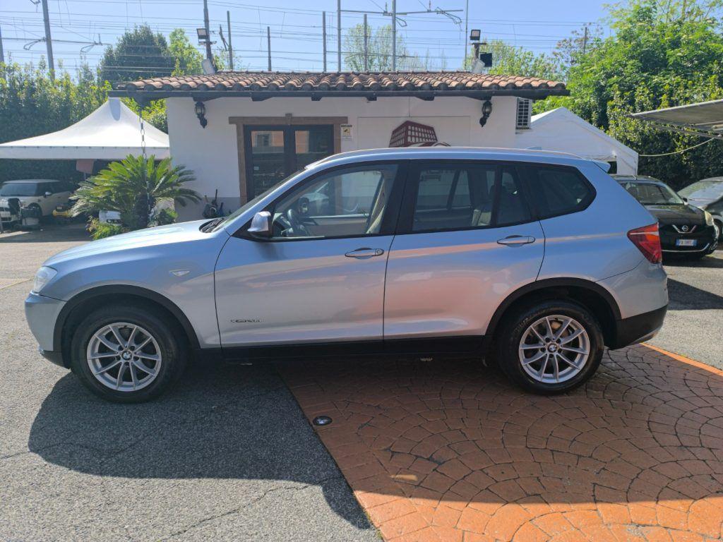 BMW X3 xDrive20d Eletta NAVI! PDC! R17!