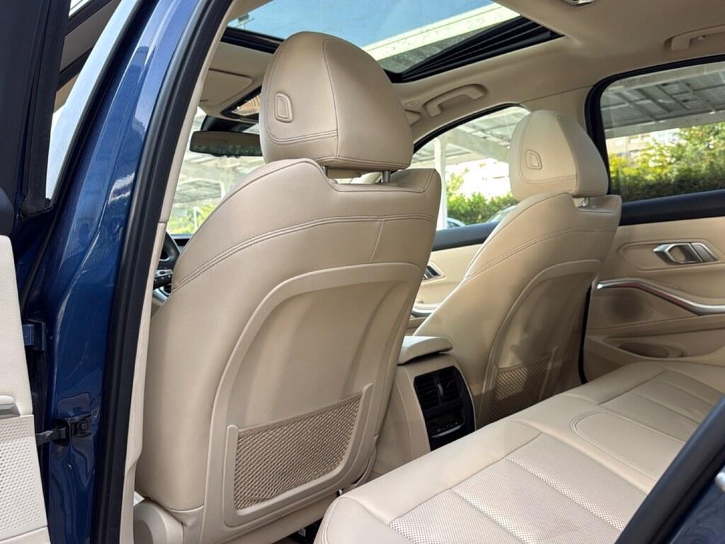BMW Serie 3 Berlina 330 d Mild Hybrid 48V Luxury xDrive Steptronic
