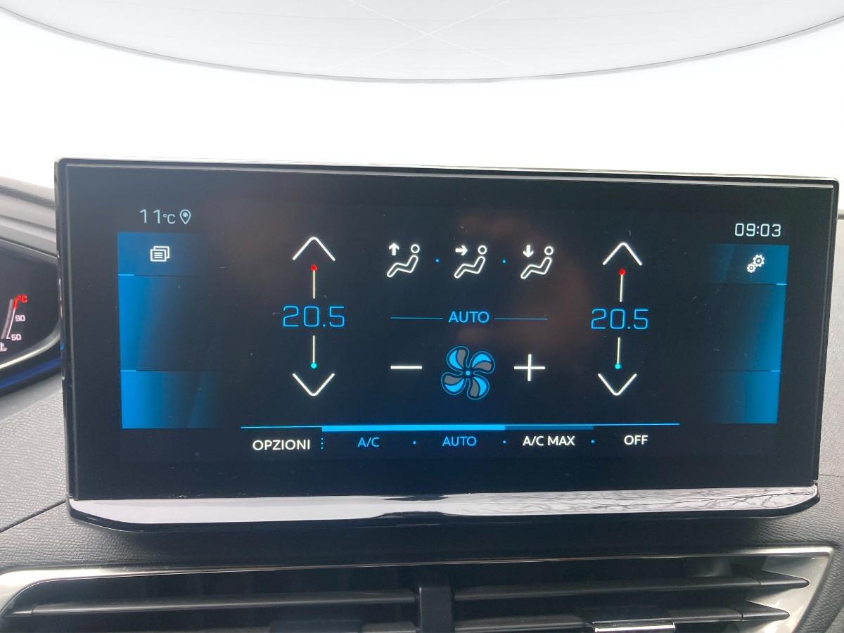 PEUGEOT 3008 1.5 bluehdi Allure Pack 130cv eat8